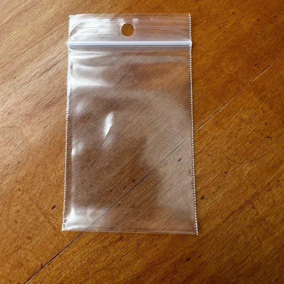 650+ cello bags 2x3 inch with hang hole - Picture 3 of 4